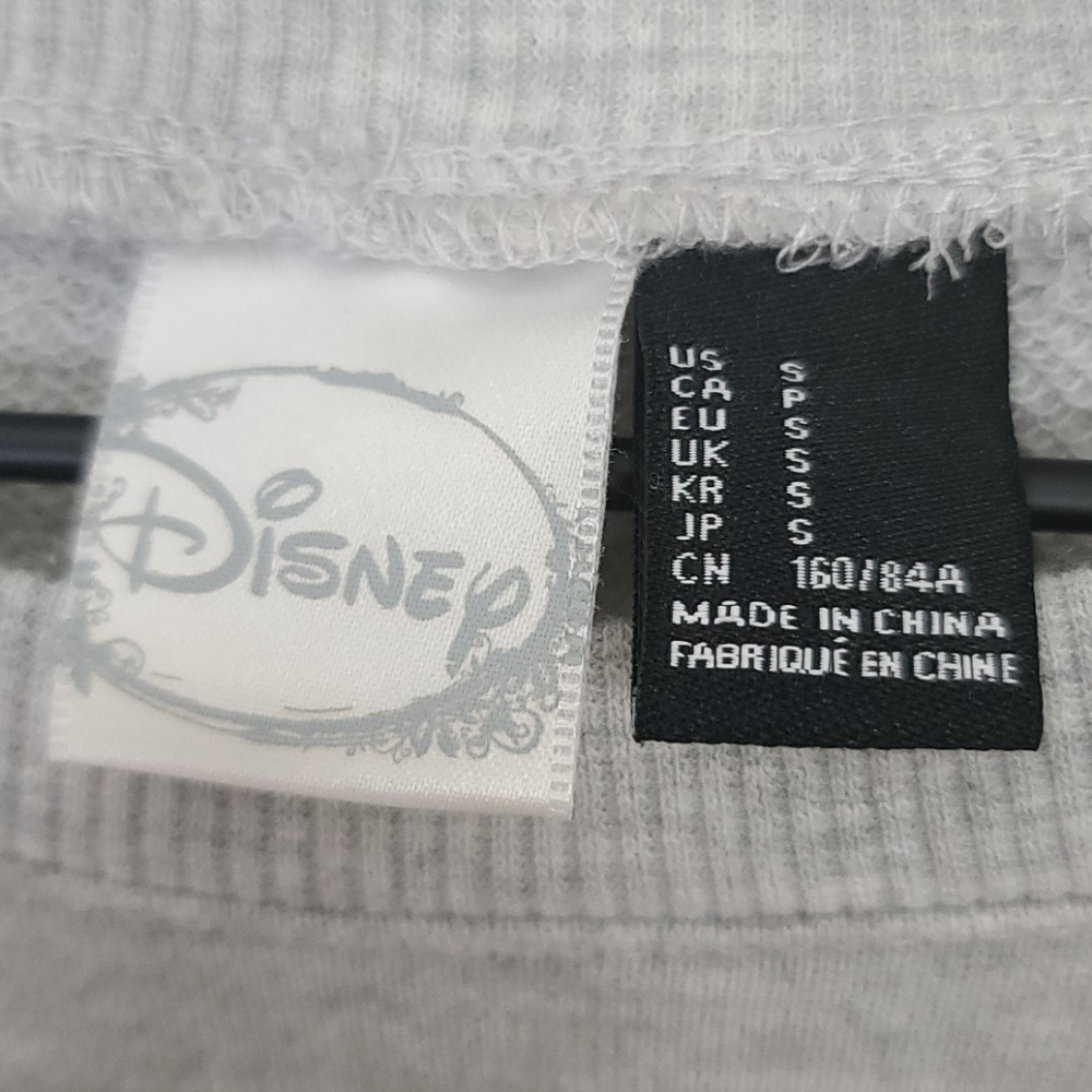 Disney "The Lion King" Sweatshirt from Forever 21 - Picture 2 of 4